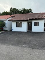 4670 SW 143rd Ave in Miami, FL - Building Photo