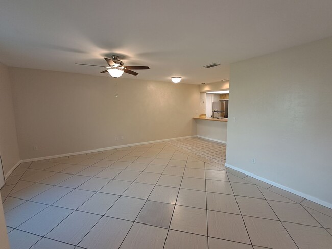 1236 SE 24th Ave in Cape Coral, FL - Building Photo - Building Photo