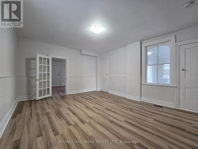 property at 22156 Leslie St