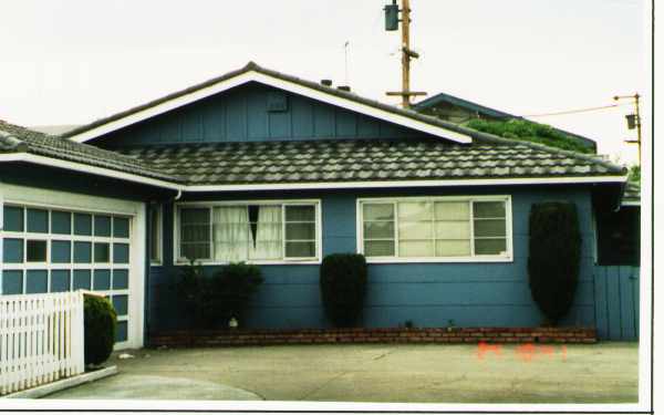 1524-1526 Lago St in San Mateo, CA - Building Photo - Building Photo