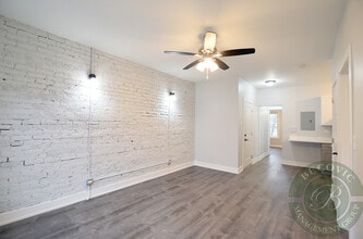 6956 N Wolcott Ave in Chicago, IL - Building Photo - Building Photo