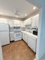 186 Valencia H in Delray Beach, FL - Building Photo