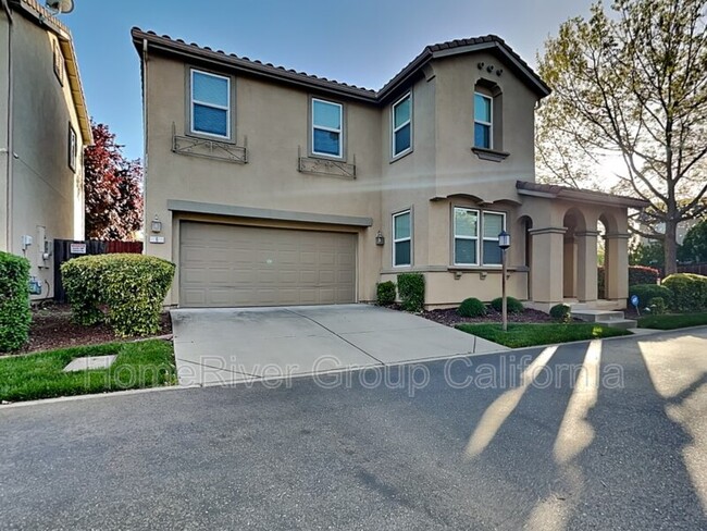 property at 6 Beachcomber Pl