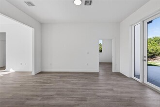 511 Sweetwater Dr in Rotonda West, FL - Building Photo - Building Photo