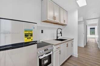 10240 Collins Ave in Bal Harbour, FL - Building Photo - Building Photo