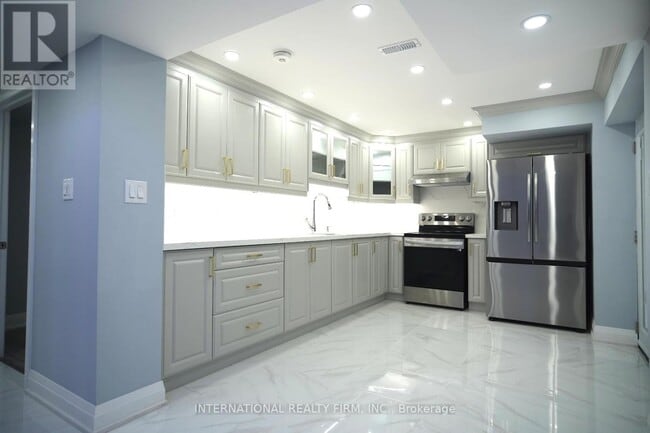 property at 56 Explorer Wy
