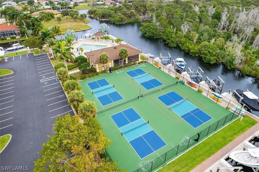 1791 Four Mile Cove Pkwy in Cape Coral, FL - Building Photo