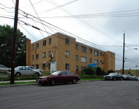 501 60th St NE in Washington, DC - Building Photo - Building Photo