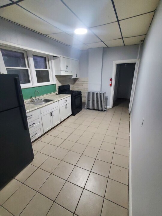 1112 S Broad St in Trenton, NJ - Building Photo