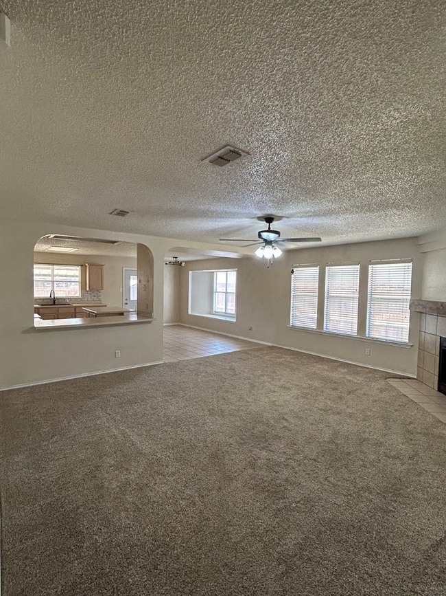 4008 New Orleans Dr in Odessa, TX - Foto de edificio - Building Photo