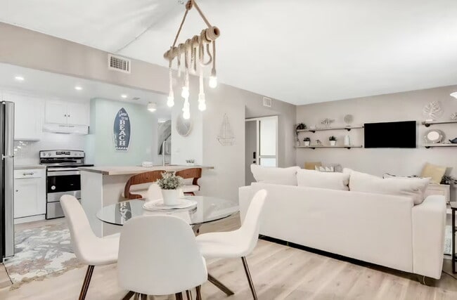 property at 9 Tarragona Ct