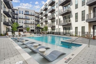 Peregrine in Irving, TX - Building Photo