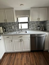 823 NE 19th Ave, Unit 3 in Fort Lauderdale, FL - Building Photo - Building Photo