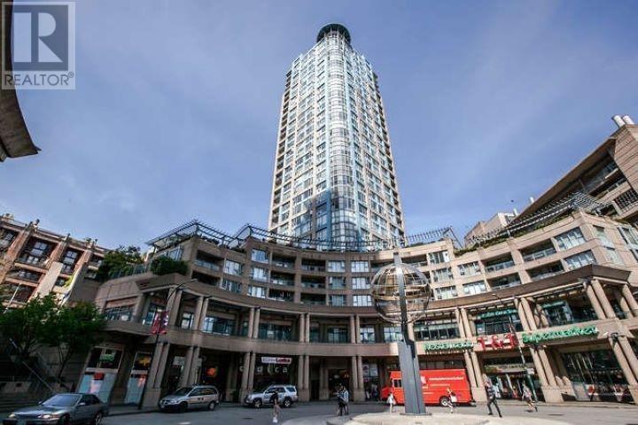 183-3183 Keefer Pl in Vancouver, BC - Building Photo