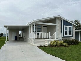 3821 Vine Trl in Ellenton, FL - Building Photo