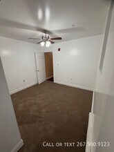 729 N 43rd St in Philadelphia, PA - Building Photo - Building Photo