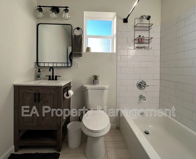 509 Spruce St SE in Albuquerque, NM - Building Photo - Building Photo