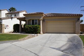 67988 Cancha Cheyene in Cathedral City, CA - Building Photo - Building Photo
