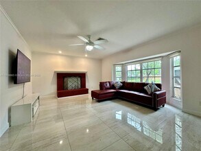 3440 19th Ave SW in Naples, FL - Building Photo - Building Photo