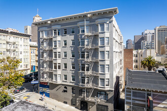 Alsace Court Apartments in San Francisco, CA - Building Photo - Building Photo