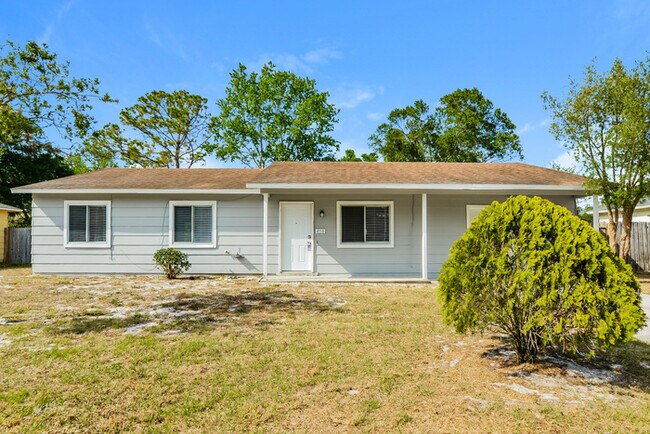 property at 213 Moonbeam Rd