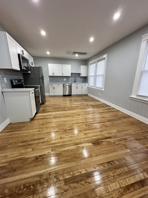 29 Bedford Ave in Worcester, MA - Building Photo - Building Photo