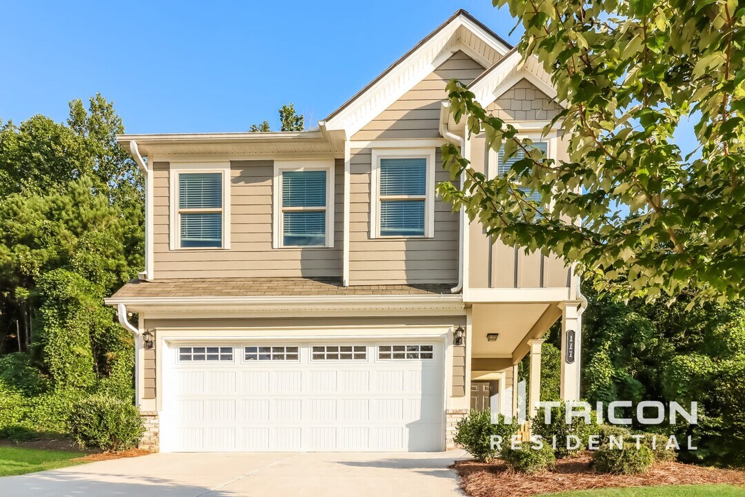 111 Limerick Wy in Dallas, GA - Building Photo