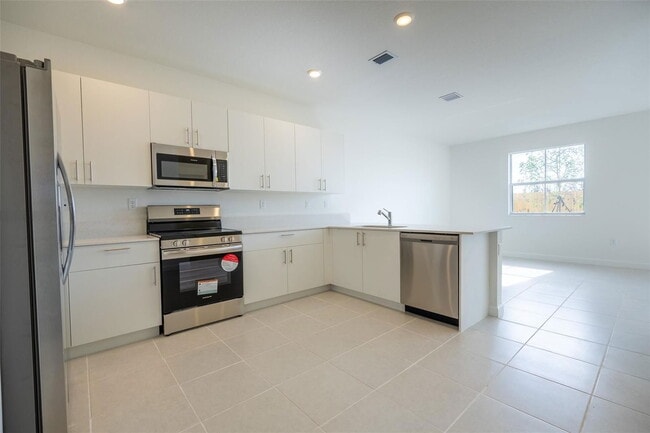 2510 SE 29th St in Homestead, FL - Building Photo - Building Photo