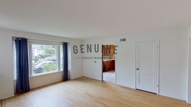702 Begonia Ave-Unit -702 in Newport Beach, CA - Building Photo - Building Photo