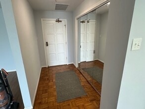 5935 N Lincoln Ave in Morton Grove, IL - Building Photo - Building Photo