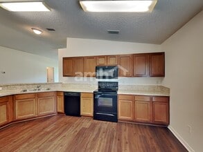 7319 Bunker Ct in Jacksonville, FL - Building Photo - Building Photo