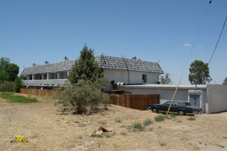 11927 1st Ave in Hesperia, CA - Building Photo - Building Photo