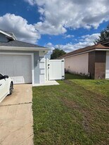 13143 Dallas Woods Ln in Orlando, FL - Building Photo