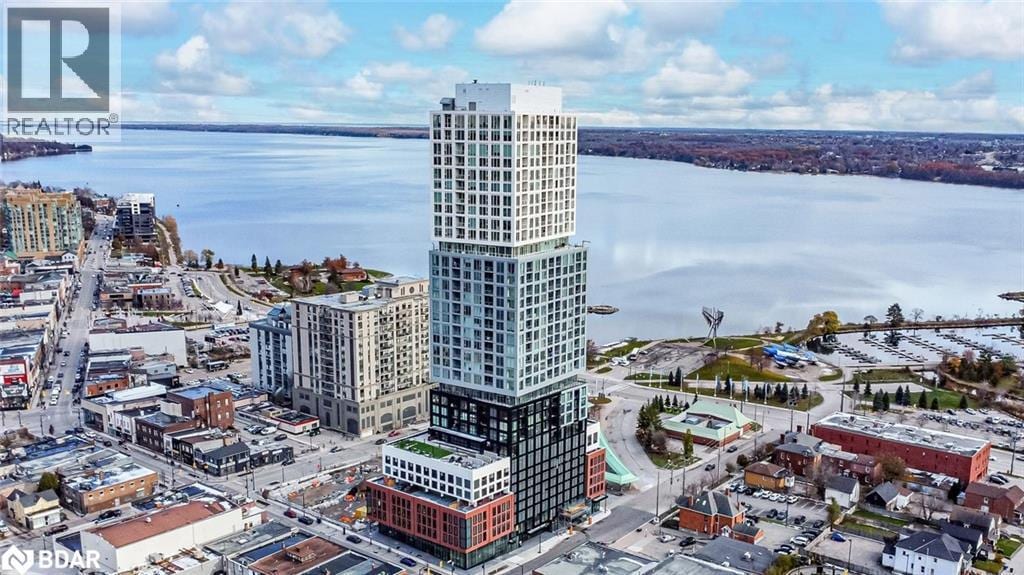 39 Mary St in Barrie, ON - Building Photo