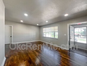 4224 NW 23rd St in Oklahoma City, OK - Foto de edificio - Building Photo