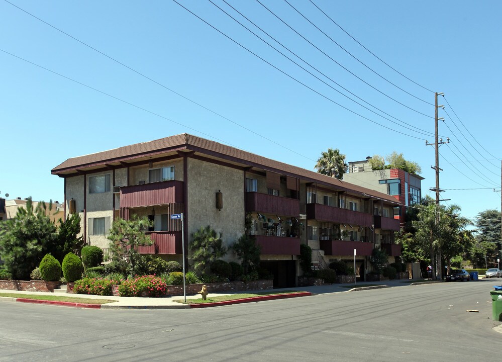 1703 Stoner Ave in Los Angeles, CA - Building Photo