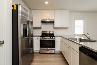 4332 Levee Rdg in San Antonio, TX - Building Photo - Building Photo