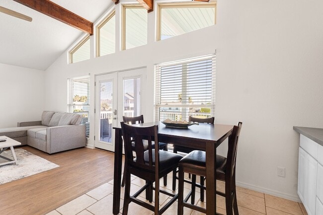 property at 4014 Kent Dr