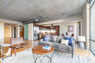 120 Westlake Ave N-Unit -FL9-ID66 in Seattle, WA - Building Photo - Building Photo