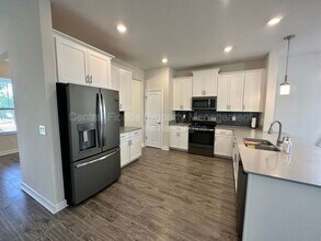 11825 Fiction Ave in Orlando, FL - Building Photo - Building Photo