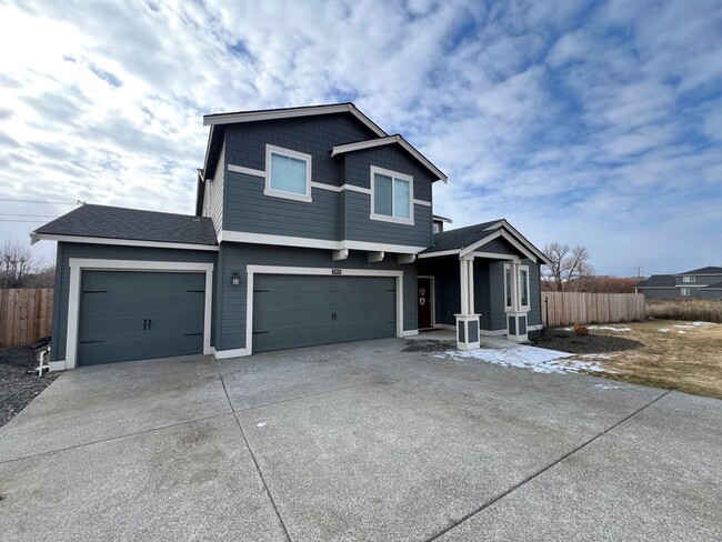 2819 Dapple Gray Way in Ellensburg, WA - Building Photo - Building Photo