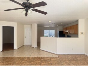 343 Common Ct in North Las Vegas, NV - Building Photo - Building Photo