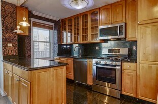 225 St Pauls Ave in Jersey City, NJ - Building Photo