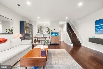 907 S Rolfe St in Arlington, VA - Building Photo - Building Photo