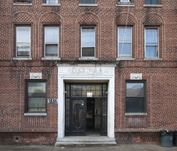 Mingert Arms in Brooklyn, NY - Foto de edificio - Building Photo