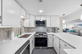 941 S Ocean Blvd in North Myrtle Beach, SC - Building Photo - Building Photo