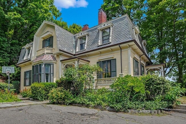 property at 613 Pleasant St