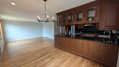 1307 Lawton Ave in Pacific Grove, CA - Building Photo - Building Photo