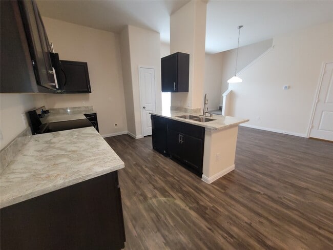 property at 2219 Bermuda Palms Dr