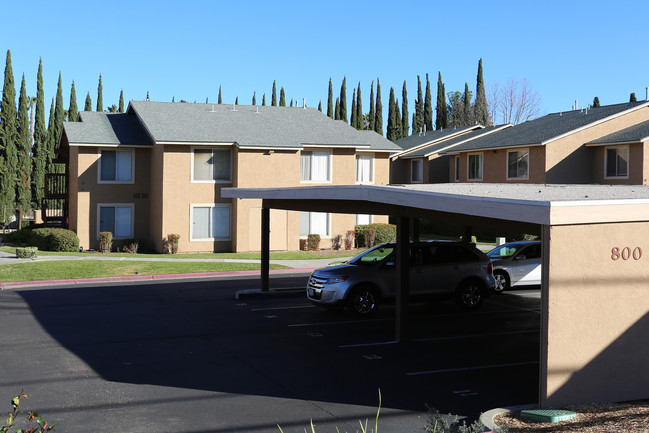 Trinity Apartments in El Cajon, CA - Foto de edificio - Building Photo